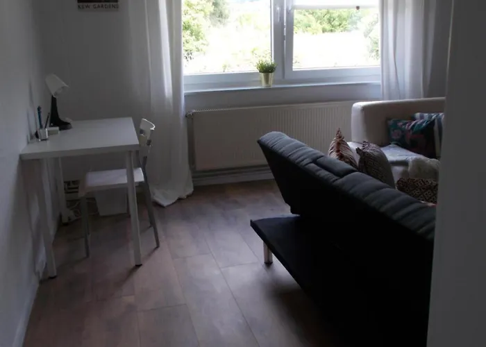 Apartment Und Ruhe - Fuer Ruhe Suchende